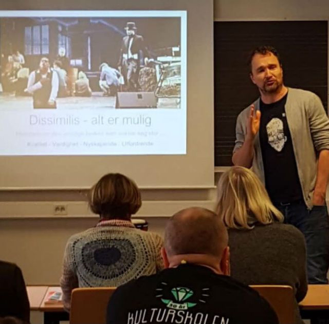 Kurs holdes i klasserom